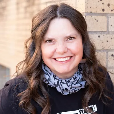 Heather Leavitt Martinez profile