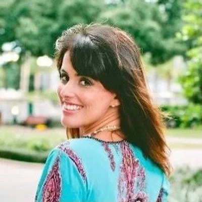Mila Soares profile