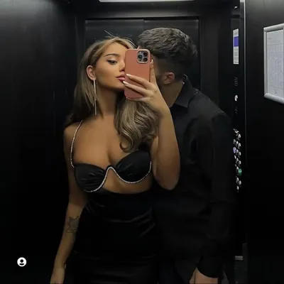 CouplesGoal 🖤 profile