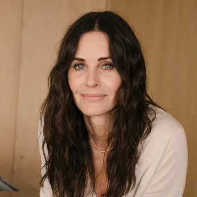 Courteney Cox profile