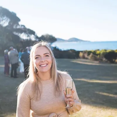 Courtney Sandell profile