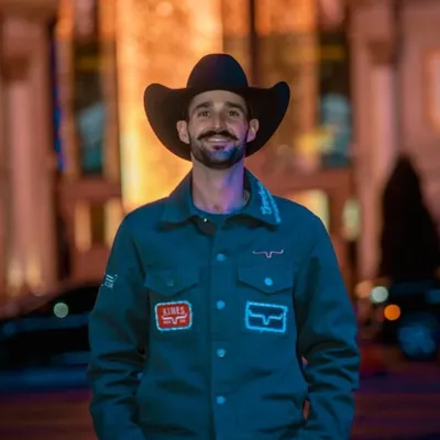 Cole Robertson profile