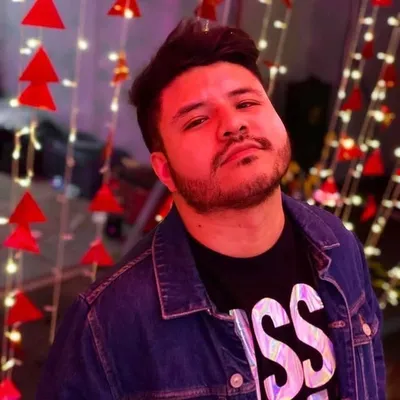 Ángel Vázquez profile