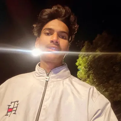 CRAZY VLOGS ๐ฒ profile