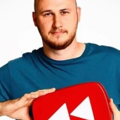 Taras Kulakov profile