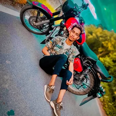 Aditya Maurya 💐युवा ए उत्तर प्रदेश 🚭 profile