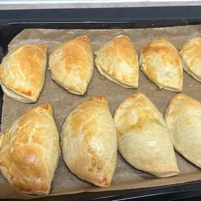 NIGERIAN MEATPIE AND SMALL CHOPS IN LONDON✨✨ profile
