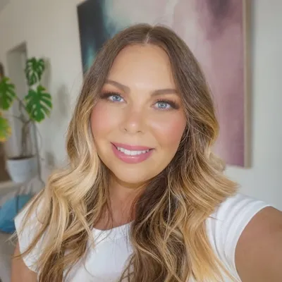 Crystal Conte profile