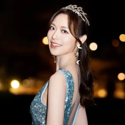 Crystal Fung profile