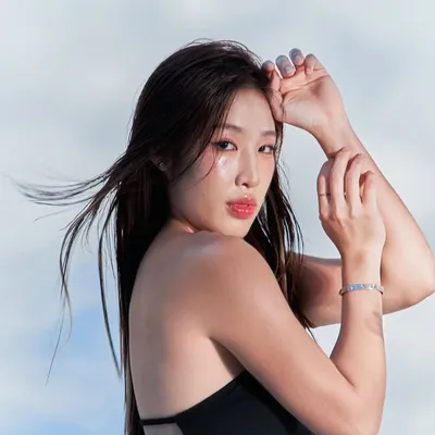 Crystal Lai profile