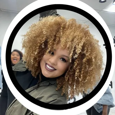 CURLPOP® DEVELOPER and BRANDING ENGINEER profile