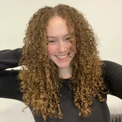 allison | curly hair tips and tutorials profile