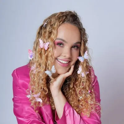 Daniela🌼o “La curly” profile