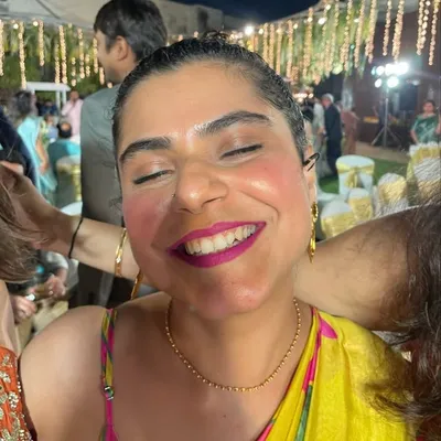 Vishakha Pahwa profile