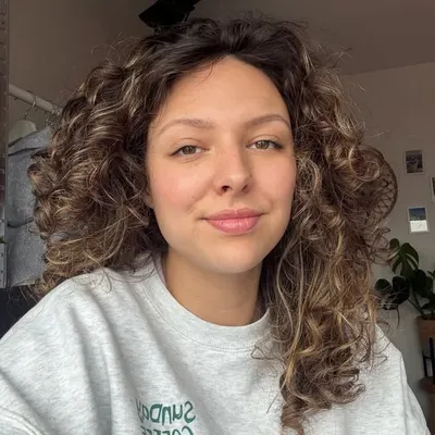 Curlymonaa profile