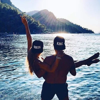 Cute Couples & Quotes Daily❣️ profile