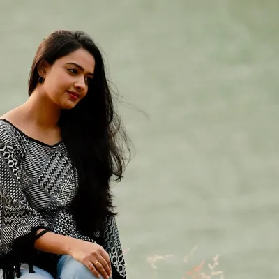 Divya Vishwanath profile