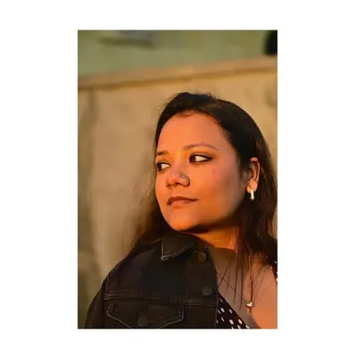 S H E H E N A Z profile