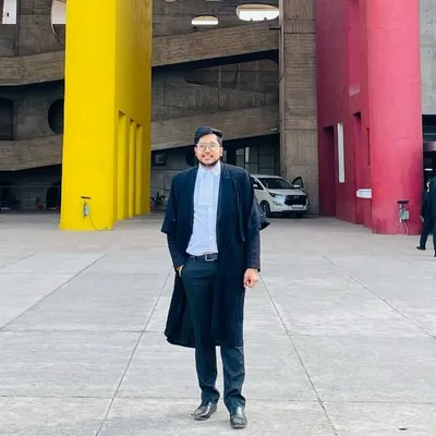 Adv. Daanish Mahajan 🇮🇳⚖️ profile