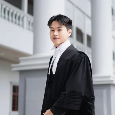 大包子 | PhD in Law Candidate profile