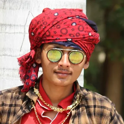 ♛ ⅅ₳Ƀℍⅈ ꌗΔ₦ⅅiͦ₱ (surya) ♘ profile