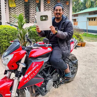 Dablu Haloi / Youtuber profile