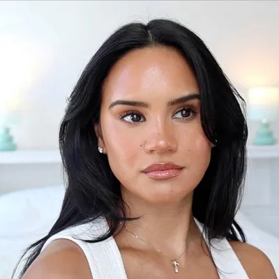 dacey cash profile