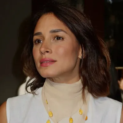 DAFNEE DE FRIAS profile