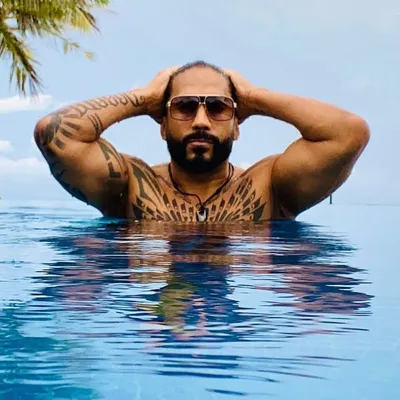 Mr. Dallas • Gasm Model profile