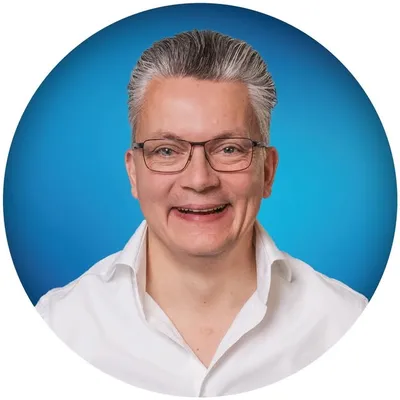 Damian Richter profile