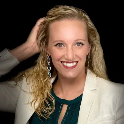 Dana Vollmer profile
