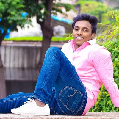 Karan solanki profile
