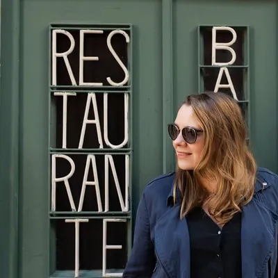 Ania • hotels, restaurants & travel profile