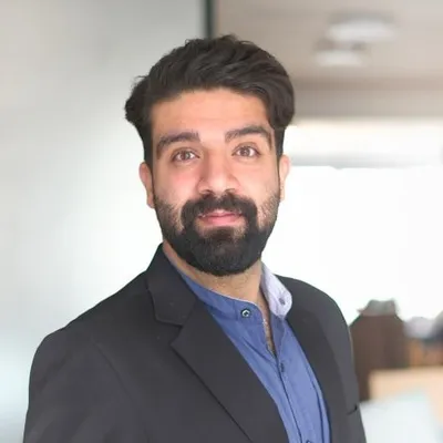 Danial Siamaki profile
