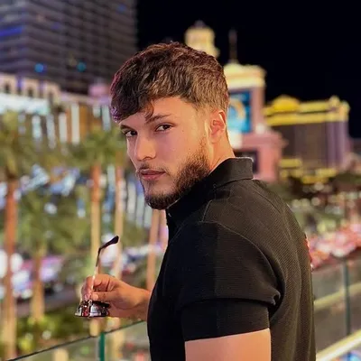 Daniel Buritica profile