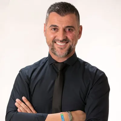Daniel Cadena Ledesma profile