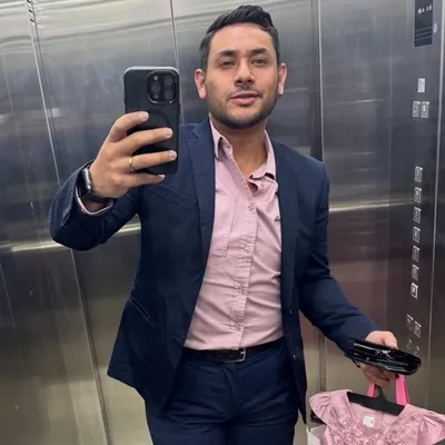 Dan Azuara profile