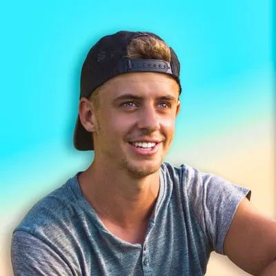 Daniel profile