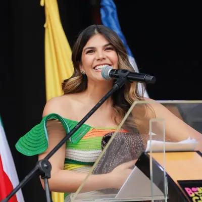 Daniela Assis Fierro profile