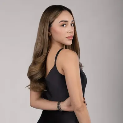 DANIELA REZA profile