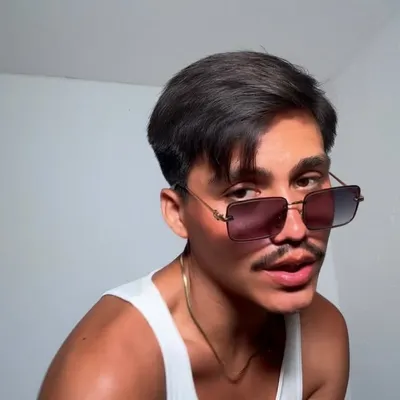 danielinares🧸 profile
