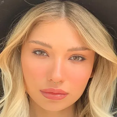 Daniella Rubin Kristya profile