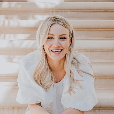 Danielle Langton / Business Consultant profile