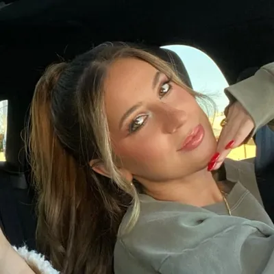 Danielle Esther profile