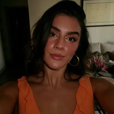 Danielle Wazny profile