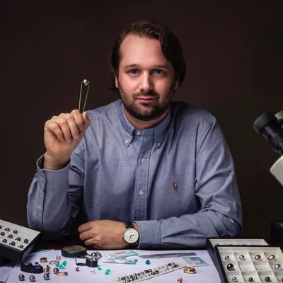 Daniel Moesker profile