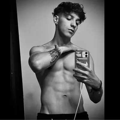 Daniel Torres profile