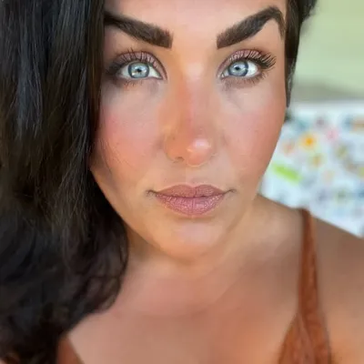 Danielle Burke profile