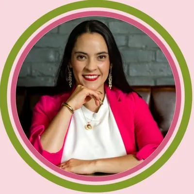 Daniela Neach profile