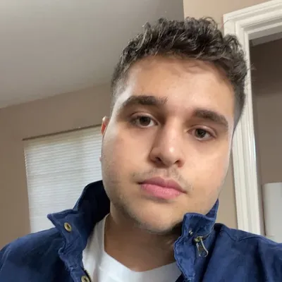 Dani Razooqi profile
